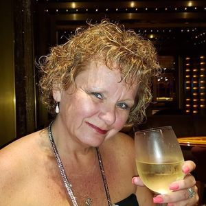 Meet your Posher, Joanne